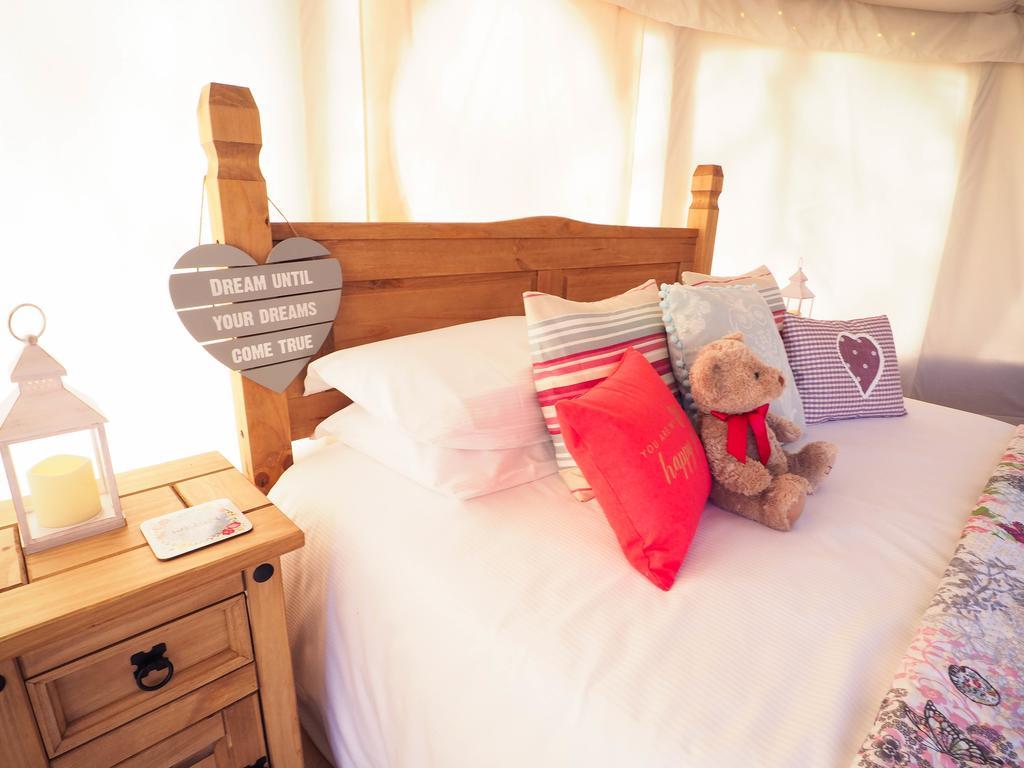 Old Dairy Farm Glamping Hotell Emsworth Exteriör bild